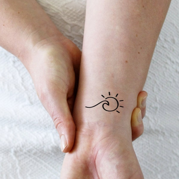 Lot de deux tatouages temporaires soleil et vagues | tatouage marin | tatouage temporaire vague | tatouage temporaire bohème | tatouage bohème | idée cadeau voyage