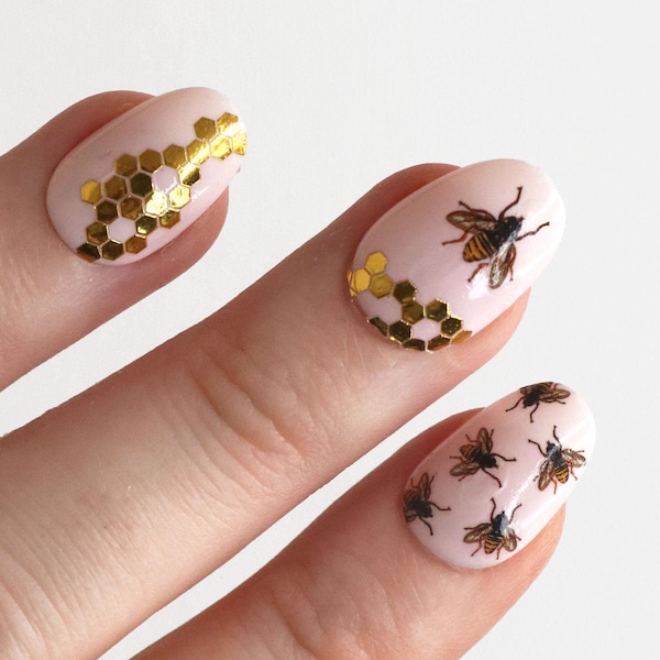 Honeycomb and bees nail decals | gold honeycomb nail tattoos | bee nail art | bee waterslide nail decals | honeycomb nail art | summer |N49