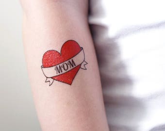 I love mom temporary tattoo | mom tattoo | heart tattoo | mothers day tattoo | mothers day gift idea | kids photo shoot prop | kids tattoo