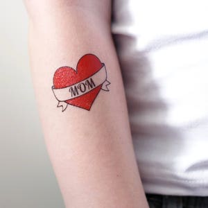 I love mom temporary tattoo | mom tattoo | heart tattoo | mothers day tattoo | mothers day gift idea | kids photo shoot prop | kids tattoo