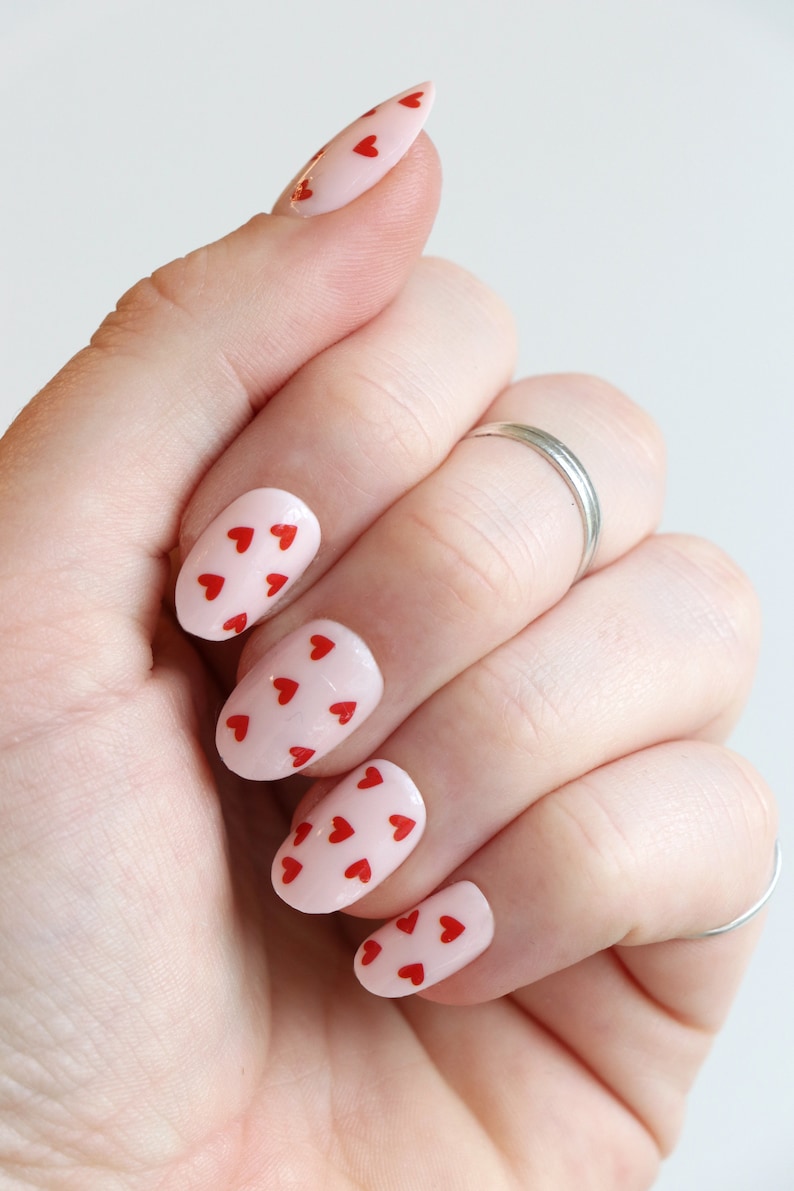 85+ Valentine's Day Nail Designs To Set Your Heart Aflutter - | Gel nails,  Valentines nail art designs, Valentine's day nail designs