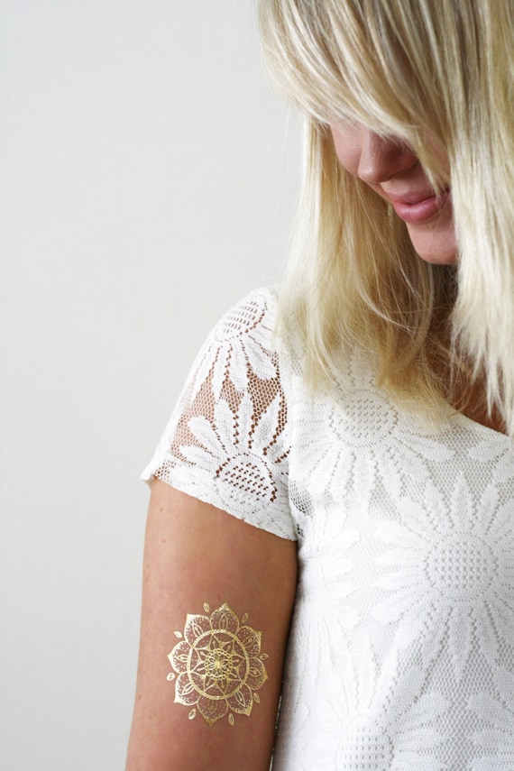 Ambassade Pebish Hoogland Gouden henna mandala tijdelijke tattoo / gouden tijdelijke - Etsy België