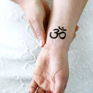 Om Tattoo Aum Symbol Tattoo Om Temporary Tattoo Meditation Tattoo Yoga ...