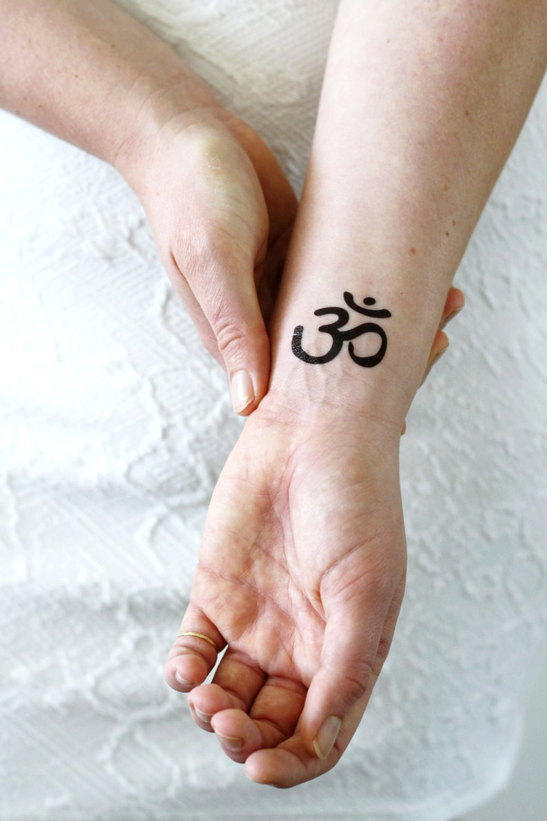 Om Tattoo Aum symbol tattoo Om temporary tattoo meditation tattoo yoga temporary tattoo bohemian gift idea Gift image 5