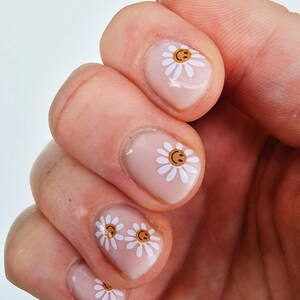 Daisies with Happy Faces Nail Decals | Cute Floral Nail Art | Fun & Playful Nails | Water Slide Decals | Gift idea for Girls | 90's nail art