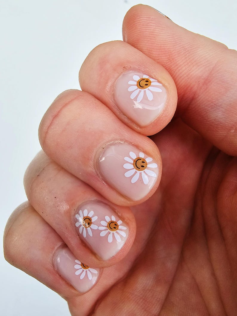 Daisies with Happy Faces Nail Decals | Cute Floral Nail Art | Fun & Playful Nails | Water Slide Decals | Gift idea for Girls | 90's nail art