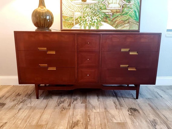 Mid Century Modern American Of Martinsville Credenza Buffet Dresser Designer Bedroom Brass X