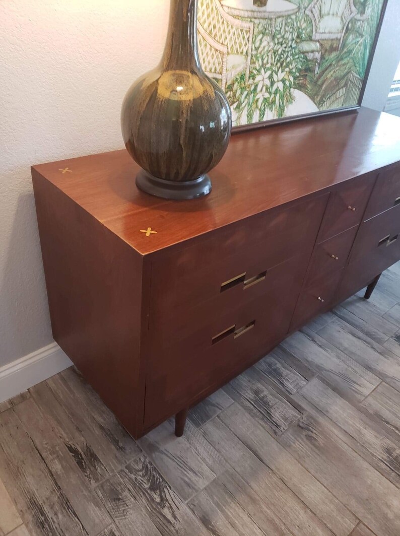 Mid Century Modern American of Martinsville Credenza Buffet Dresser Designer bedroom set brass x