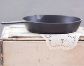 Wagner Griswold 9, 11 quot cast iron skillet grill manufactured in the 1960 39 s in excellent condition.