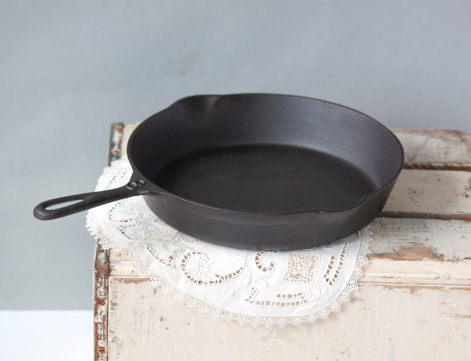 Cast Iron 20 Antique Unmarked Lodge. Lifetime Companion Family Culinary  Size. Seasoned With Organic Coconut Oil. 