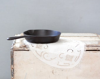 グリスウォルド スキレット #3 ブロック文字 1930～1939年 ビンテージ Griswold skillet C203 Griswold #3 Cast Iron Skillet With Heat Ring and Large Block
