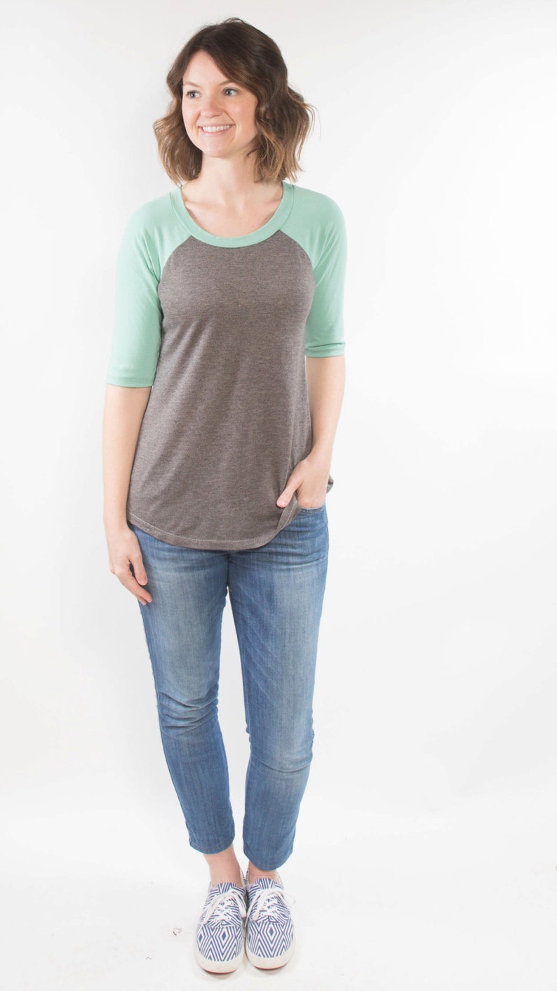 Lane Raglan, womens raglan knit shirt or hoodie with thumbhole cuffs pdf sewing pattern image 3