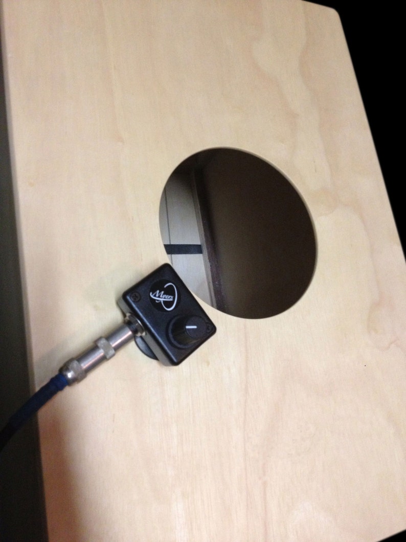 Cajon PICKUP. the Smallest, Allinone, Multiinstrument, Preamp Pickup