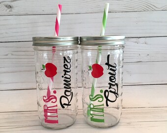 Personalized Teacher Tumbler, Personalized Teacher Mason Jar, Personalized Teacher Glass, Personalized Teacher Gift, End of Yr. Teacher Gift