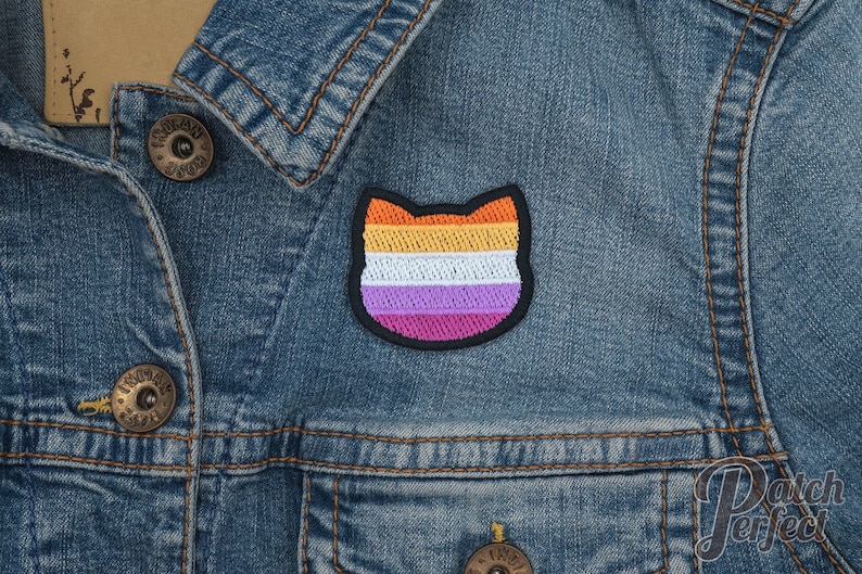 Lesbian 5 stripes flag patch in cat shape // ornament image 1