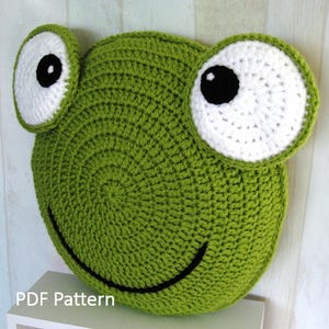 Frog Pillow Cushion CROCHET PATTERN crochet patterns for animal pillows Kids Birthday present Baby shower nursery gift image 4