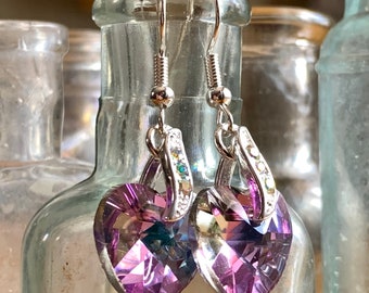 Boucles d'oreilles coeur en verre et strass avec crochets en argent