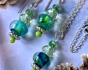 Green Lamp Work Jewellery Set - Handmade 925 Silver Lamp Work Glass Beaded Necklace and Earring Set