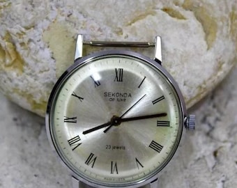 Sekonda de Luxe USSR russian Mechanical Wristwatch, Vintage Watch, Gift. 97