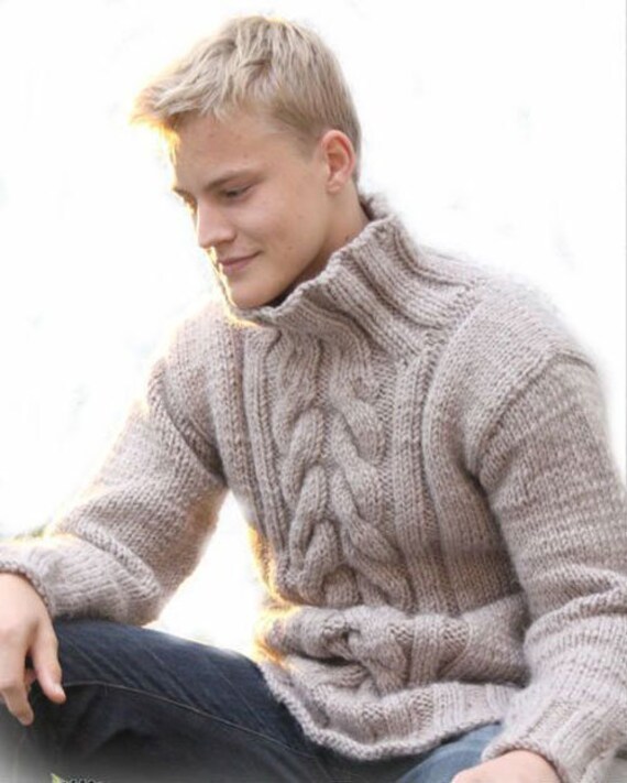 Regeringsverordening intelligentie fenomeen Buy Hand Knit Sweater Men Aran Wool Sweaters Hand Knitted Jumper Online in  India - Etsy