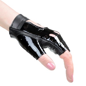 Fingerless ladies leather gloves, driving gloves, cycling gloves, scooter gloves - black shiny latex look leather