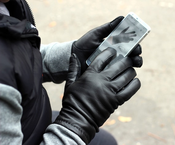 Men s Touchscreen Leather Gloves Fine Soft Italian Nappa Lamb Leather Warm Men s Winter Gloves Cashmere Lined Gloves. Etsy Canada