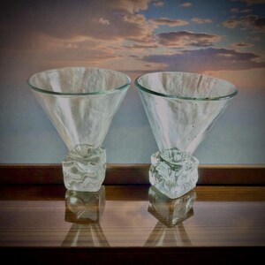 Set of 2 Vintage DiSaronno Melting Ice Cube Bottom Martini Glasses, Vintage Barware Cocktail Glasses image 7