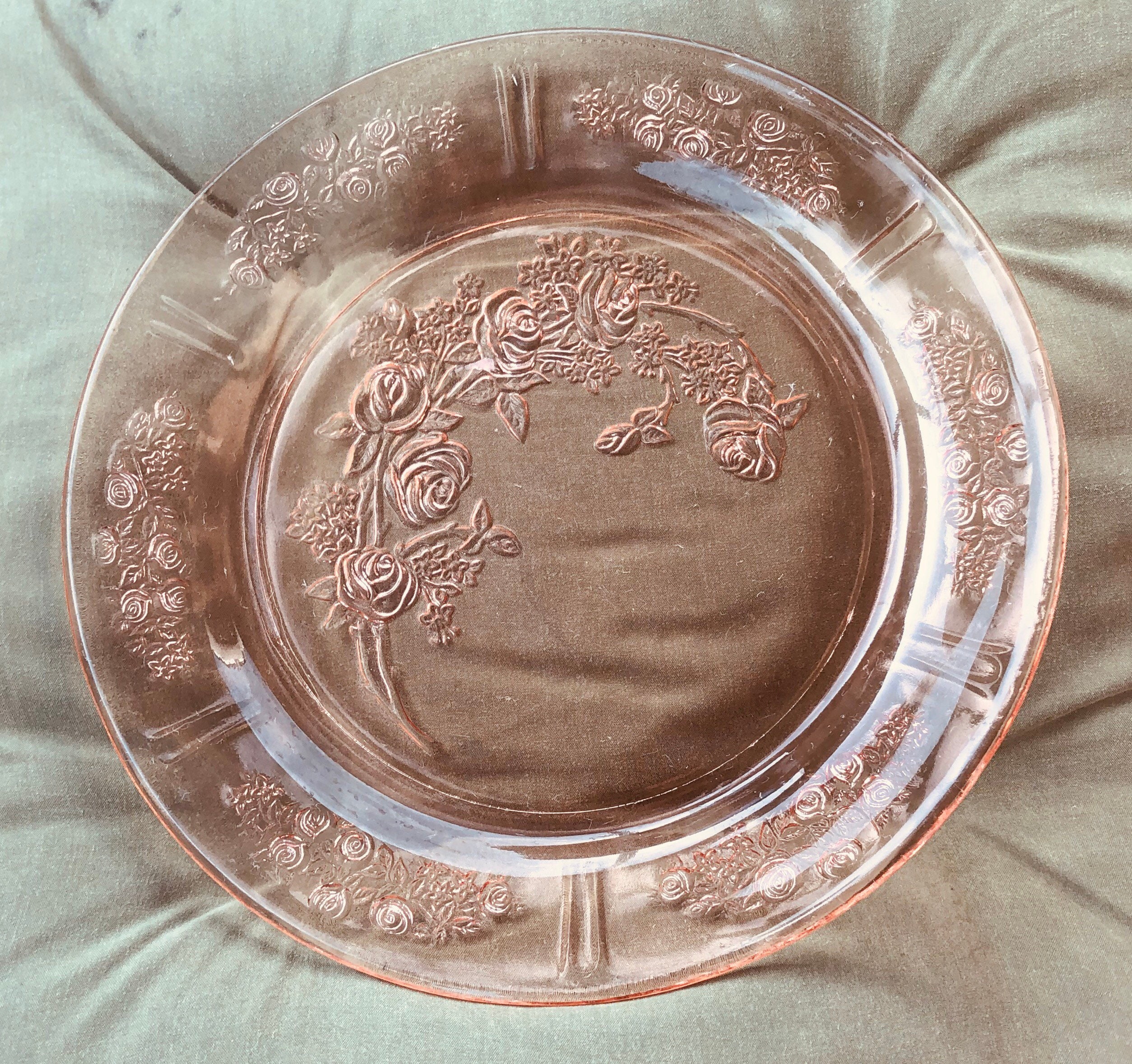 Pink Depression Glass Plate With Etched Rose Floral Desígn Etsy