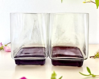 Un set di due bicchieri quadrati da 12 once Libbey Carrington color malva vintage, soffiati a mano - 3 set disponibili