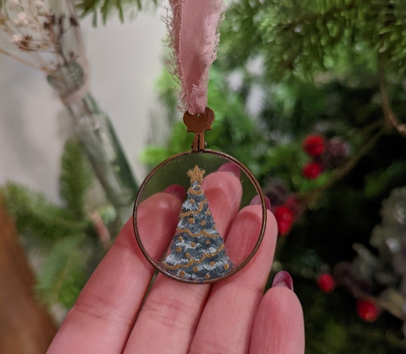 Christmas tree - Vintage opticians lens ornament - ophthalmology upcycled decoration