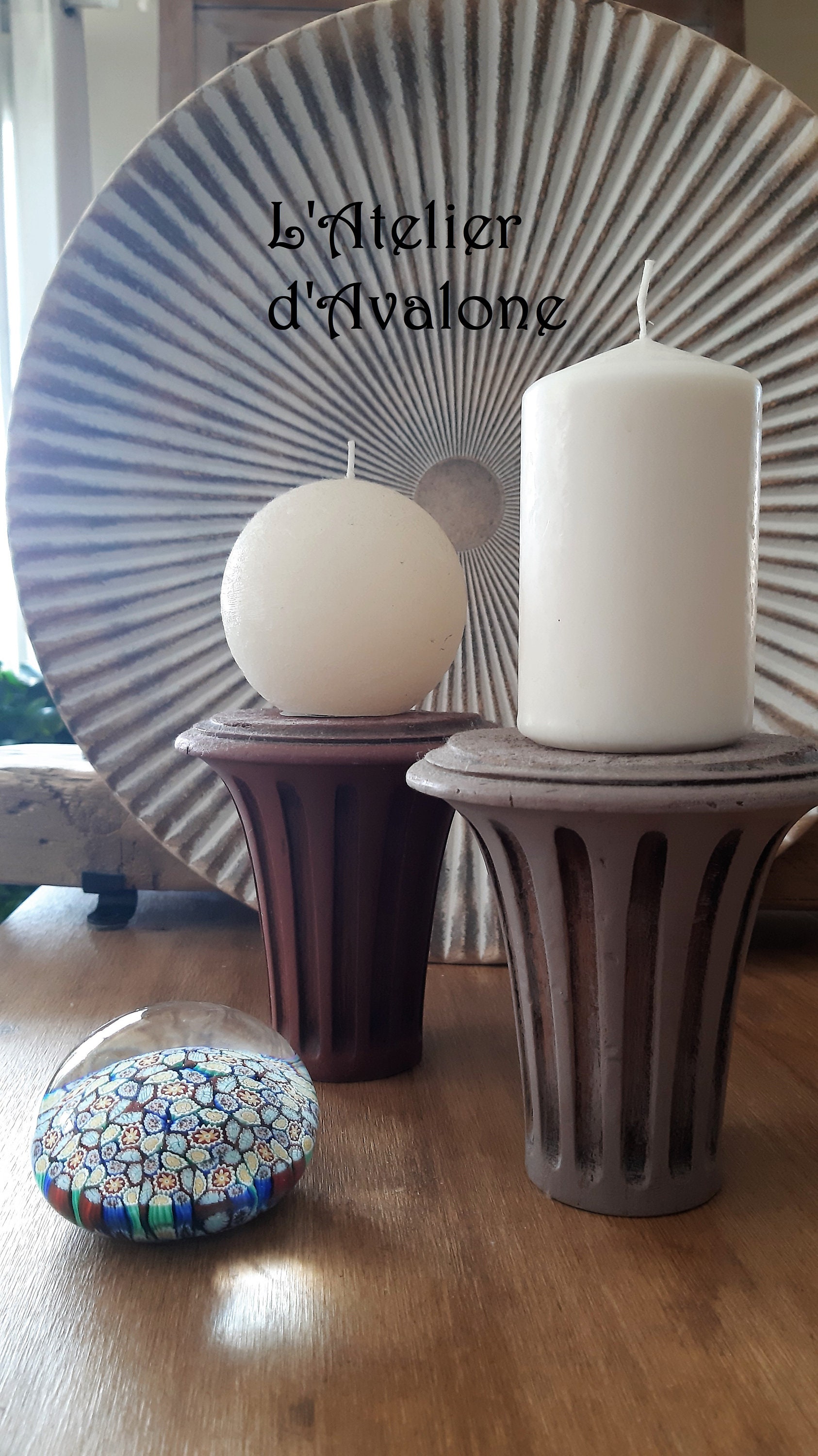 Lot de Bougeoirs en Bois Sculpté Cannelé Au Charme Vintage Patiné