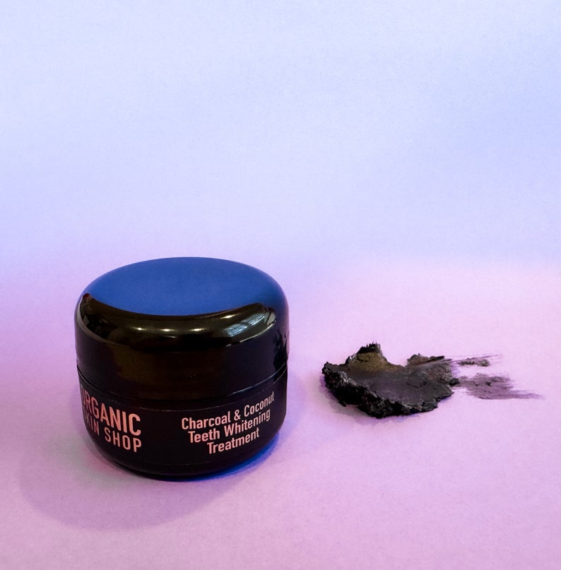 Teeth Whitening Treatment Activated Charcoal & Coconut Oil Paste image 1