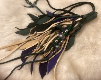 Tasversiering van hertenleer, boho tashanger, grote veelkleurige leren kwast