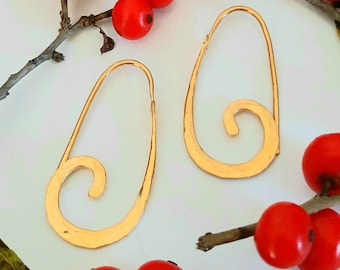 24K Gold Hoop Earrings: Hammered Spiral Design