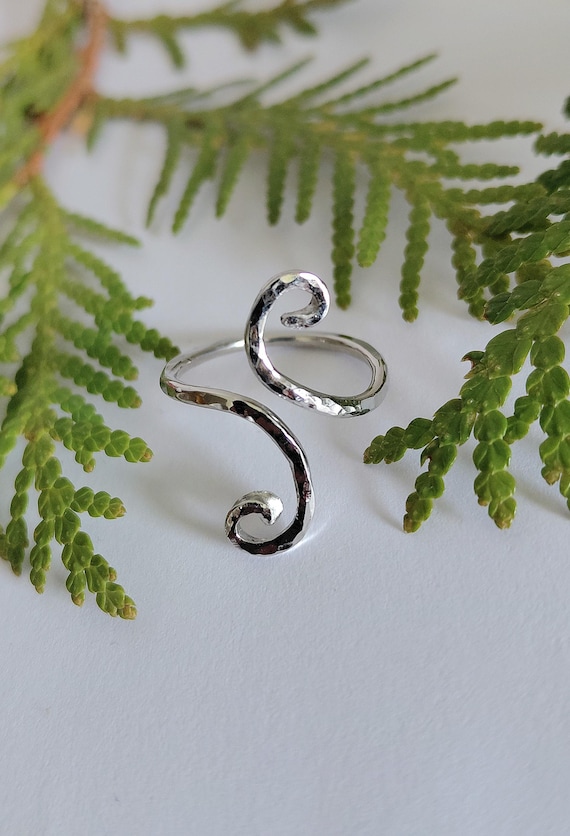 Hand Crafted Solid Platinum "Fiddle Head" Ring. Hammered Texture. Minimalist Style.