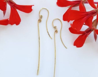 18K Solid Gold Long Slim Elegant Dangle Earrings. Pretty Hammered Texture. Solid 18K Gold French Hook Style.