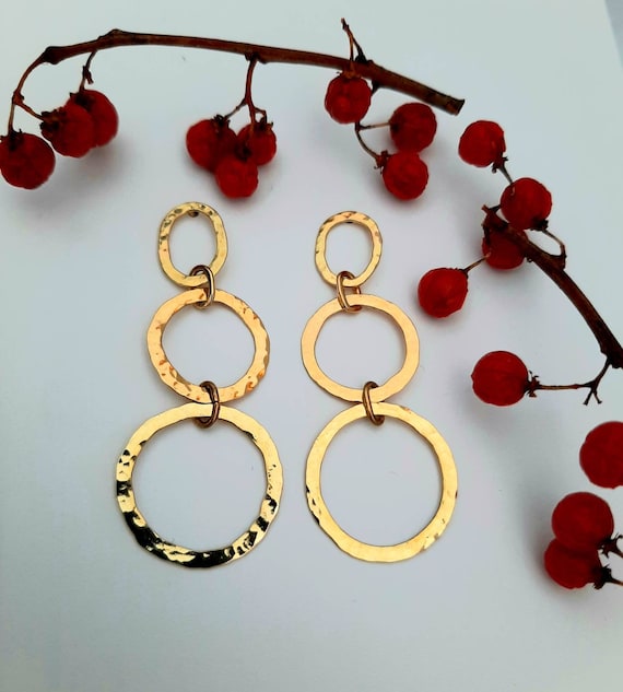 18K Solid Gold Earrings. Artisan Made Hammered Big Oval Circle Dangles. Happy Twirly Post Earrings.