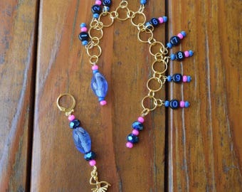 Beaded Knitting Row Counter: 1-100 Long Chain Style with Lever Lock Progress Keeper