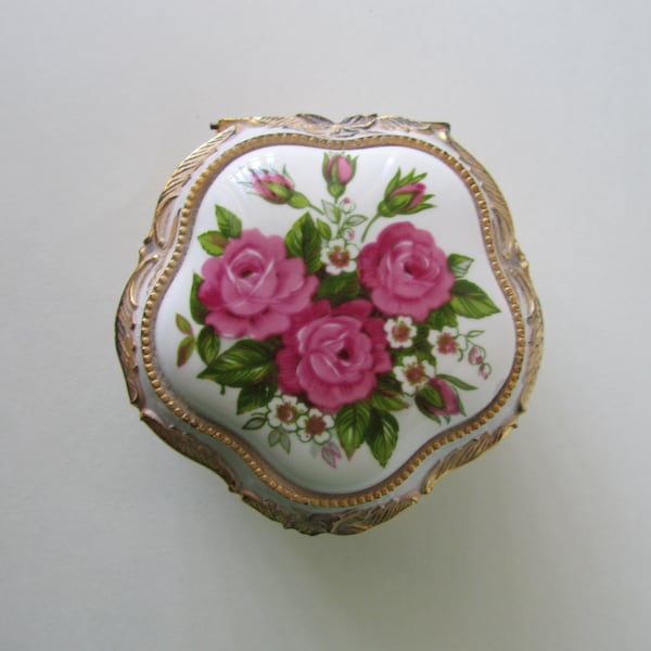 San Francisco Music Box Company Footed Floral Jewelry Music Box