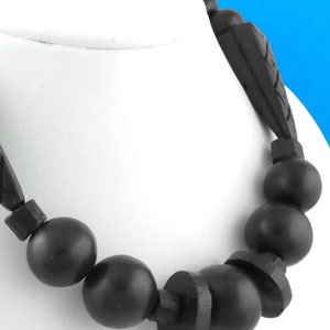 Chunky Vintage Carved Black Exotic Wood Beads Boho Style Necklace 17 image 4