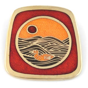 Década de 1960 - de PASSILLE-SYLVESTRE - Broche o alfiler esmaltado modernista con motivo de puesta de sol - Canadá