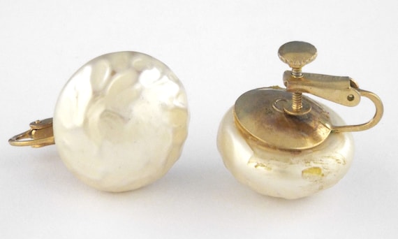 1950s - MARVELLA - Vintage Faux Perls Screw Back … - image 3