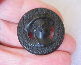 Medium antique sewing button - black painted brass - openwork - woman in hat - Marguerite