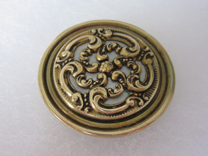 lovely! openwork type Large antique brass sewing button ornate design i
