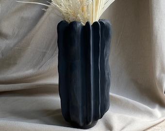 FORMA - concrete organic shaped vase | concrete decorative piece | large concrete vase | concrete sculpted vase | concrete sculpture | prop