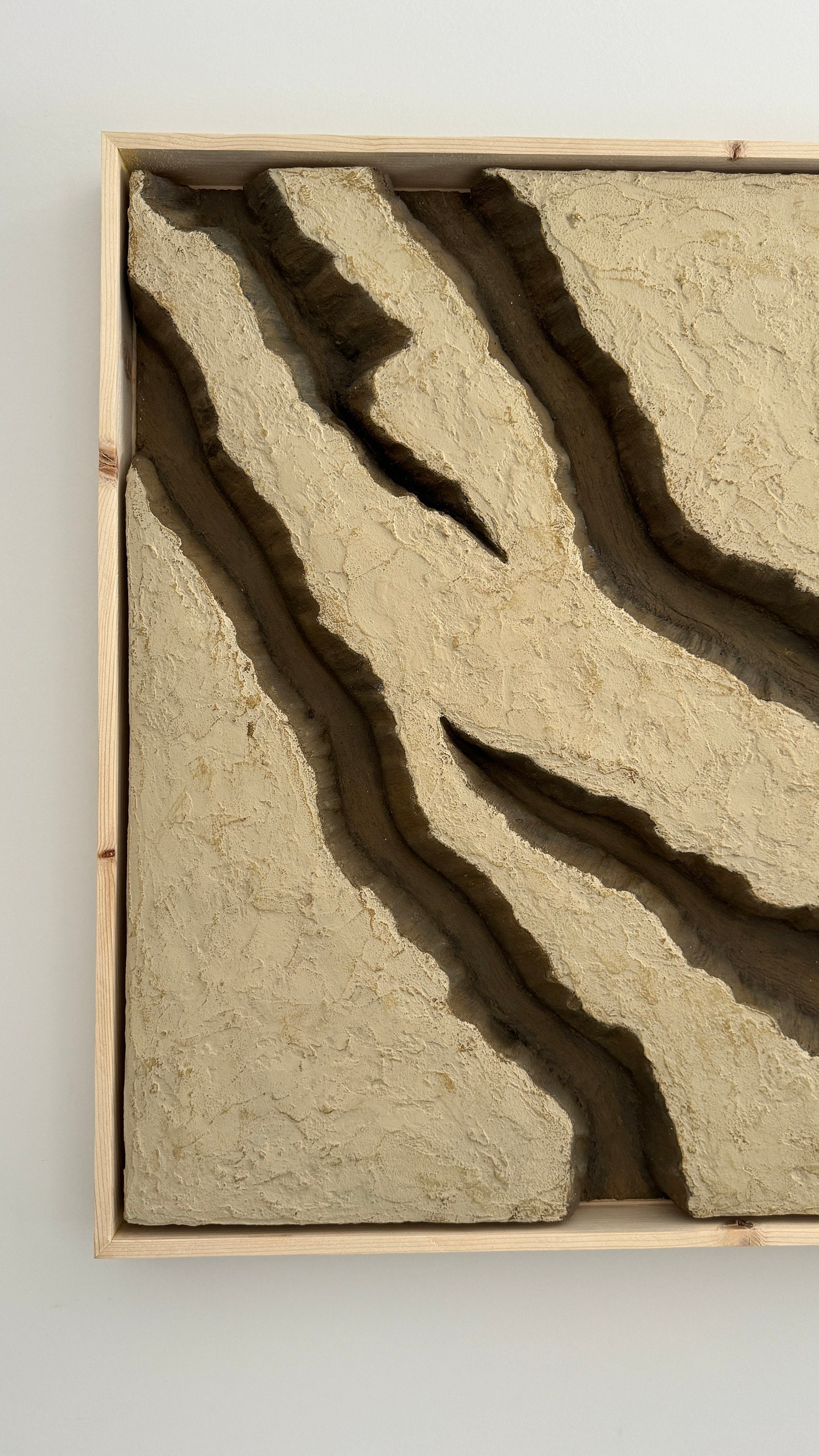 フレーム付きの抽象的な石膏キャンバス | 写真 フレーム付きの抽象的な