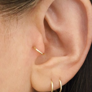 Gold Tragus Earring, Tragus Piercing, Gold Tragus Hoop, Helix Earring, Minimal Earring, Silver Sleeper, Gold Hugger Hoop, Tiny earring hoop