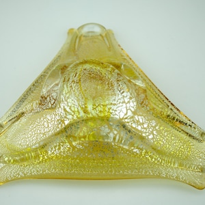 Barovier and Toso triangular plate with goldstone