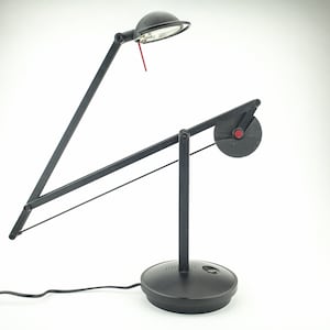 Memphis Design Halogen-Schreibtischlampe mit Gegengewicht