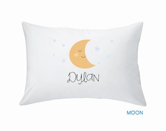 Nom personnalisé taie d'oreiller pour tout-petit, oreiller de garderie pour la rentrée scolaire, taie d'oreiller - LUNE